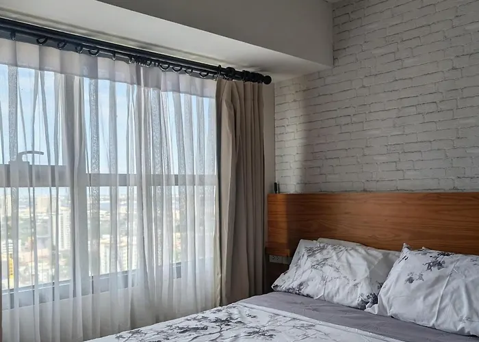 Unit, W Pool & Gym Access Апартаменты *