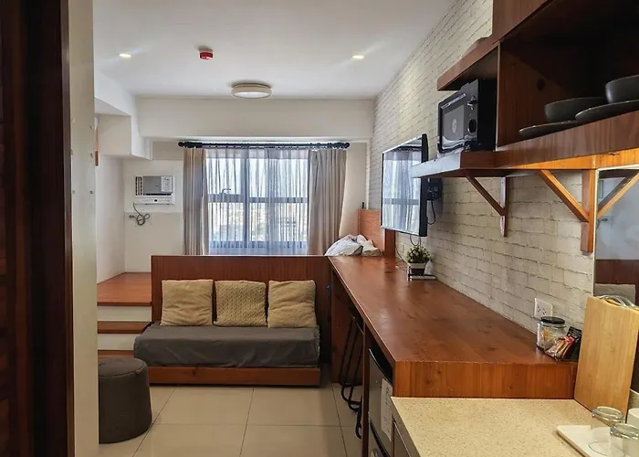 Unit, W Pool & Gym Access * Себу