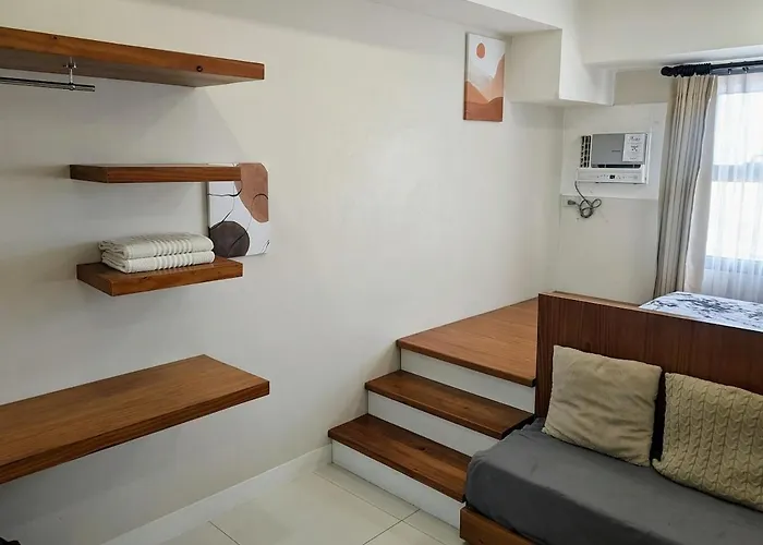 Unit, W Pool & Gym Access Себу